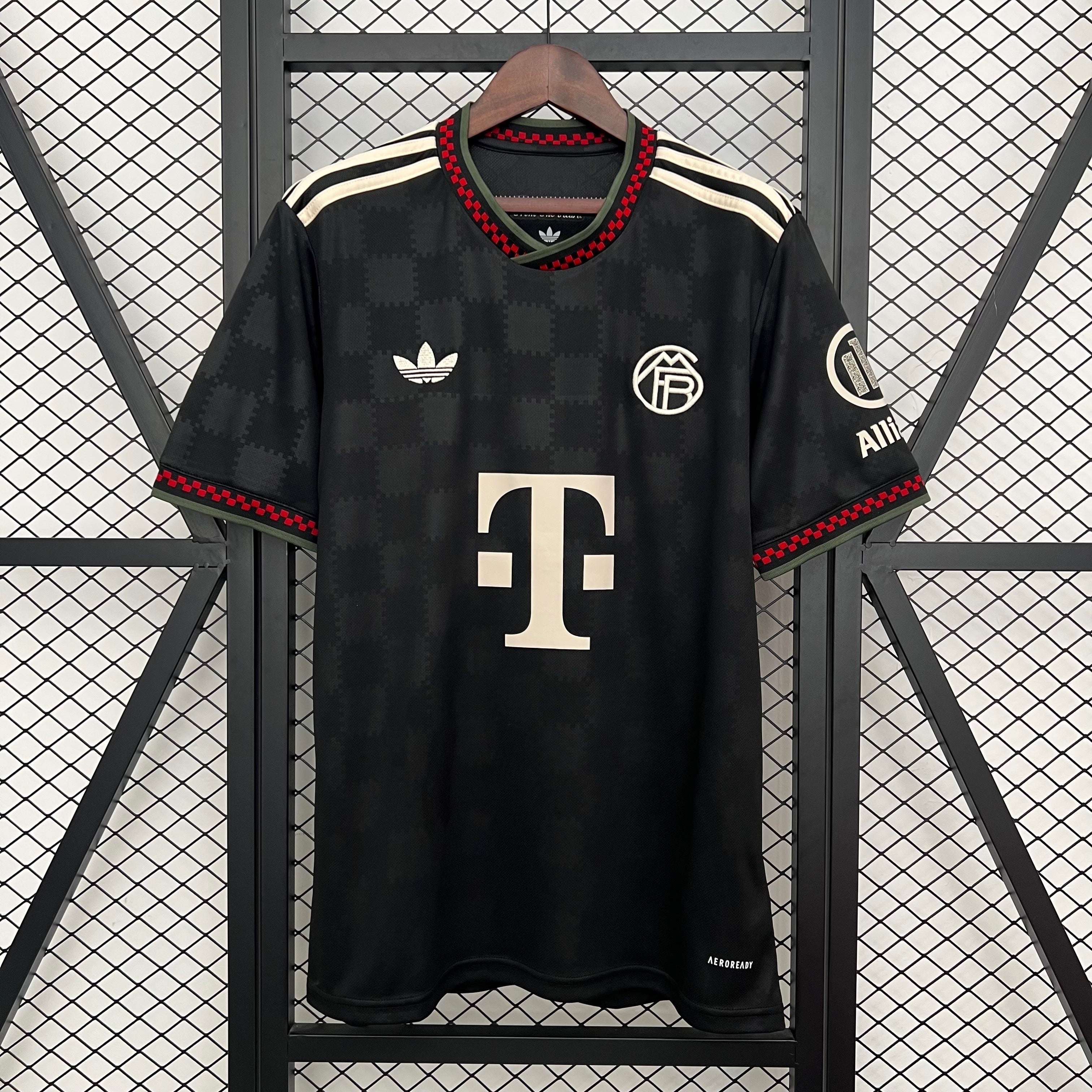 25/26 3RD VERSION BAYERN MUNICH