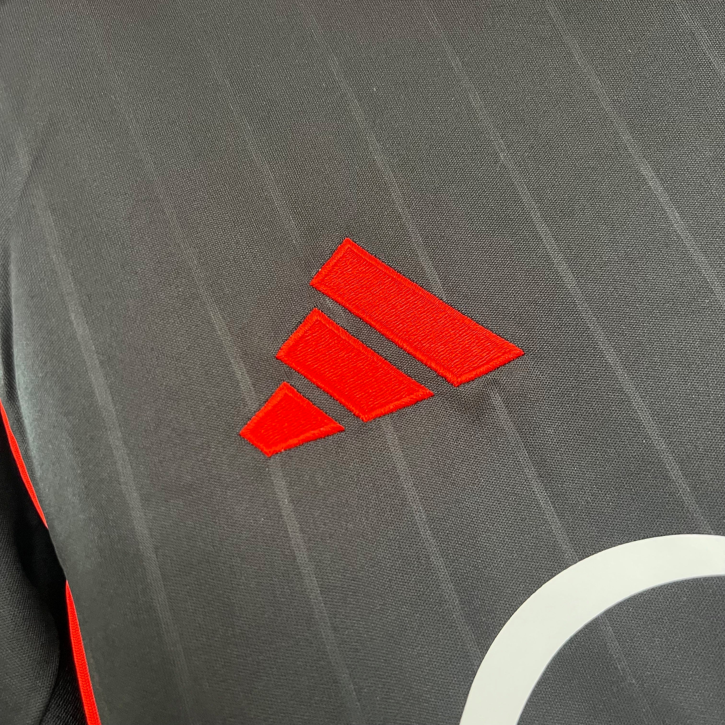 25/26 3RD VERSION SEVILLA